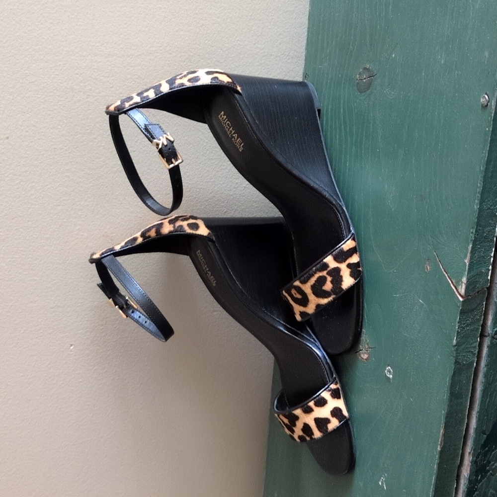 Michael Kors cheetah wedges - Picture 3 of 6